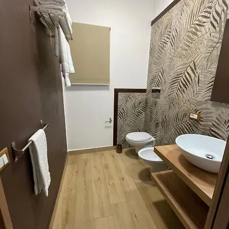 Πανσιόν Gordon Carini